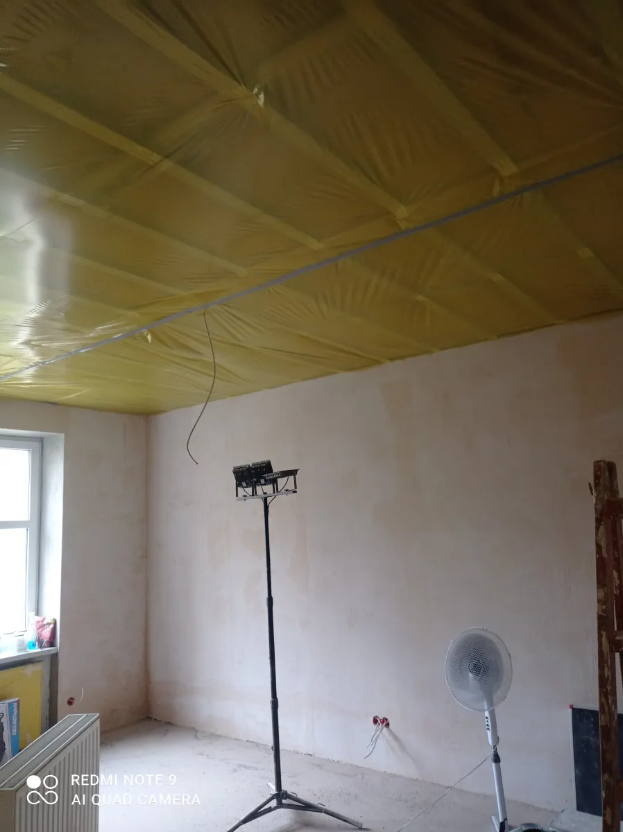 Prace podłogowe i instalacyjne